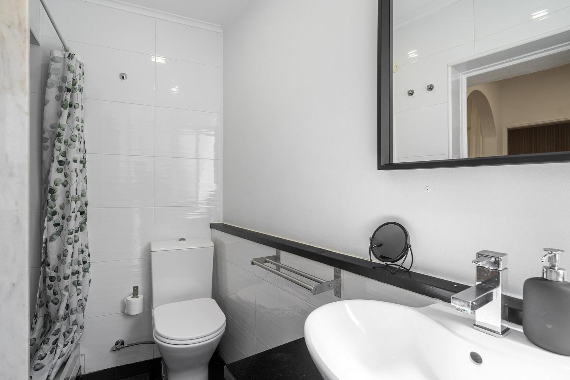 Whome Stylish Family Residence In The Heart Of Chiado Lisboa Exteriér fotografie
